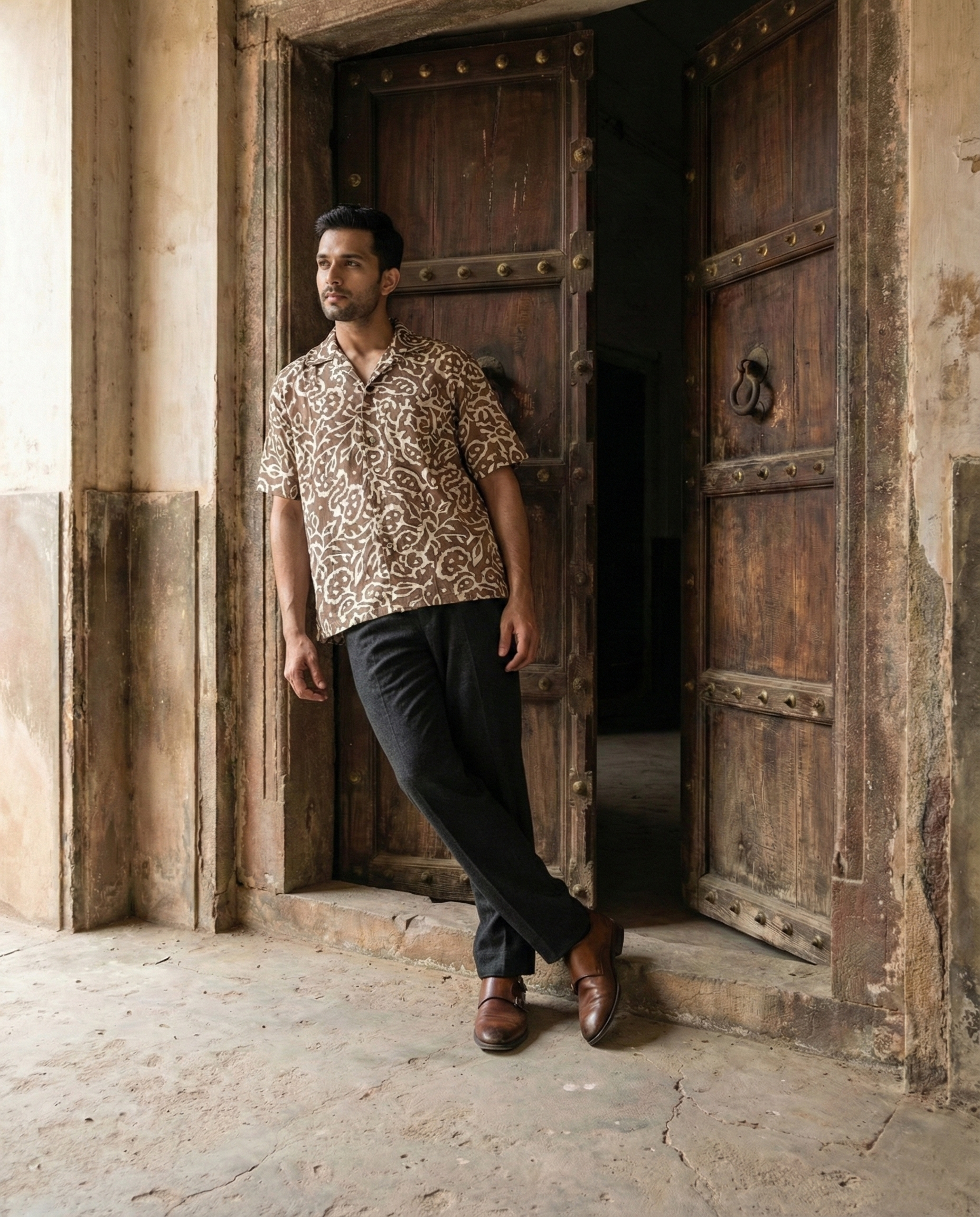 Nude Floral Menʼs Shirt