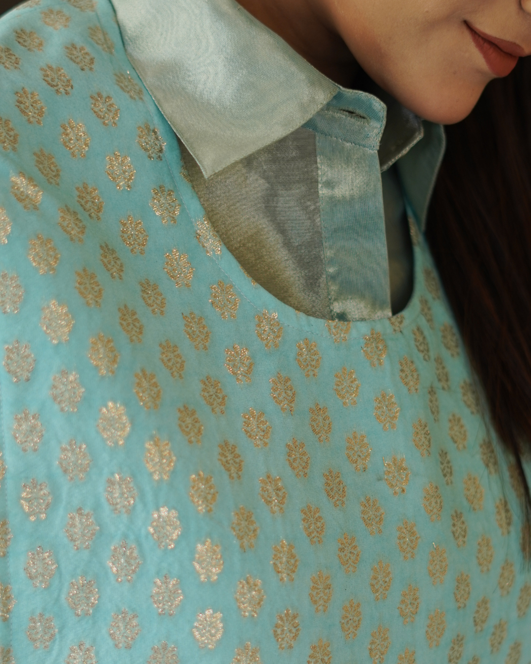 Brocade Bib