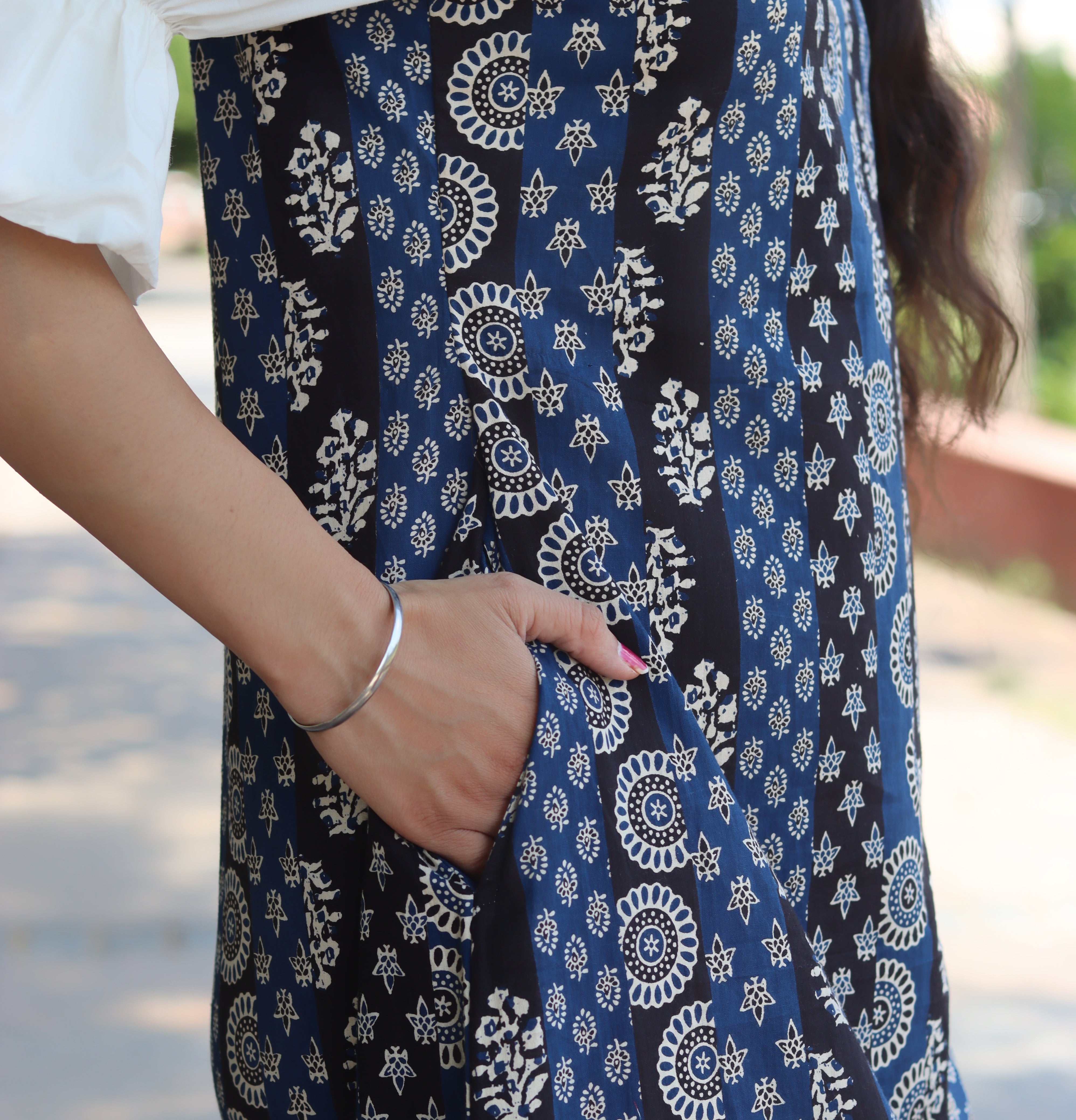 Contrast Patch Long Dress -Black Blue