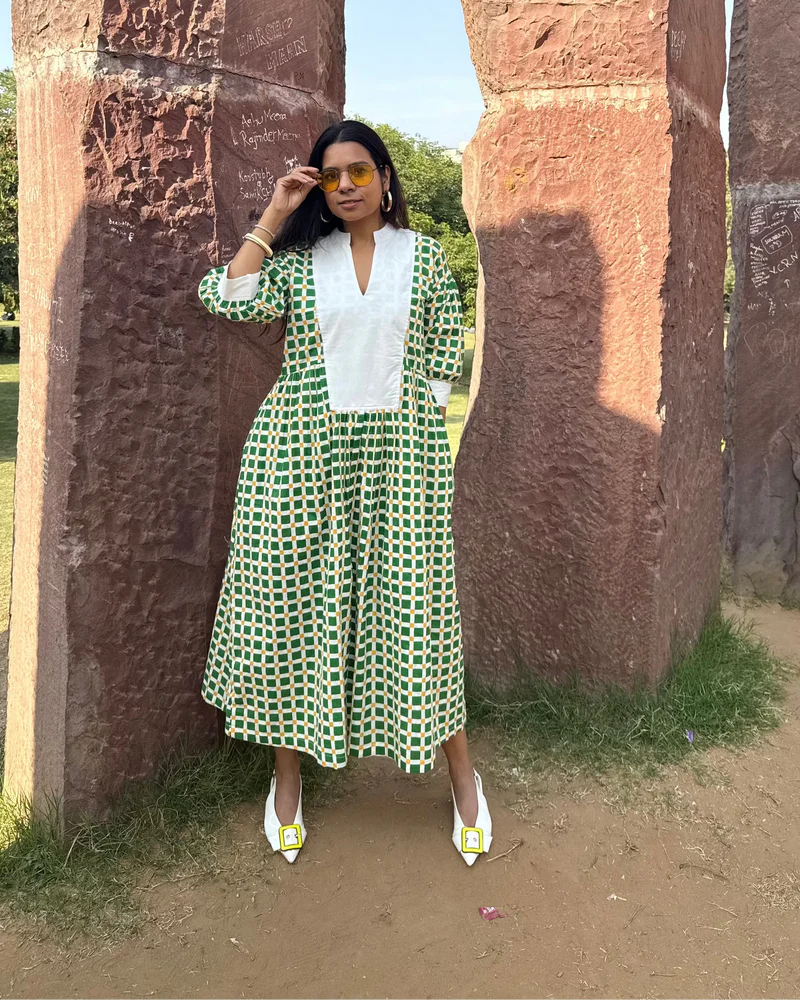 Green White Checkered Matching Couple Set