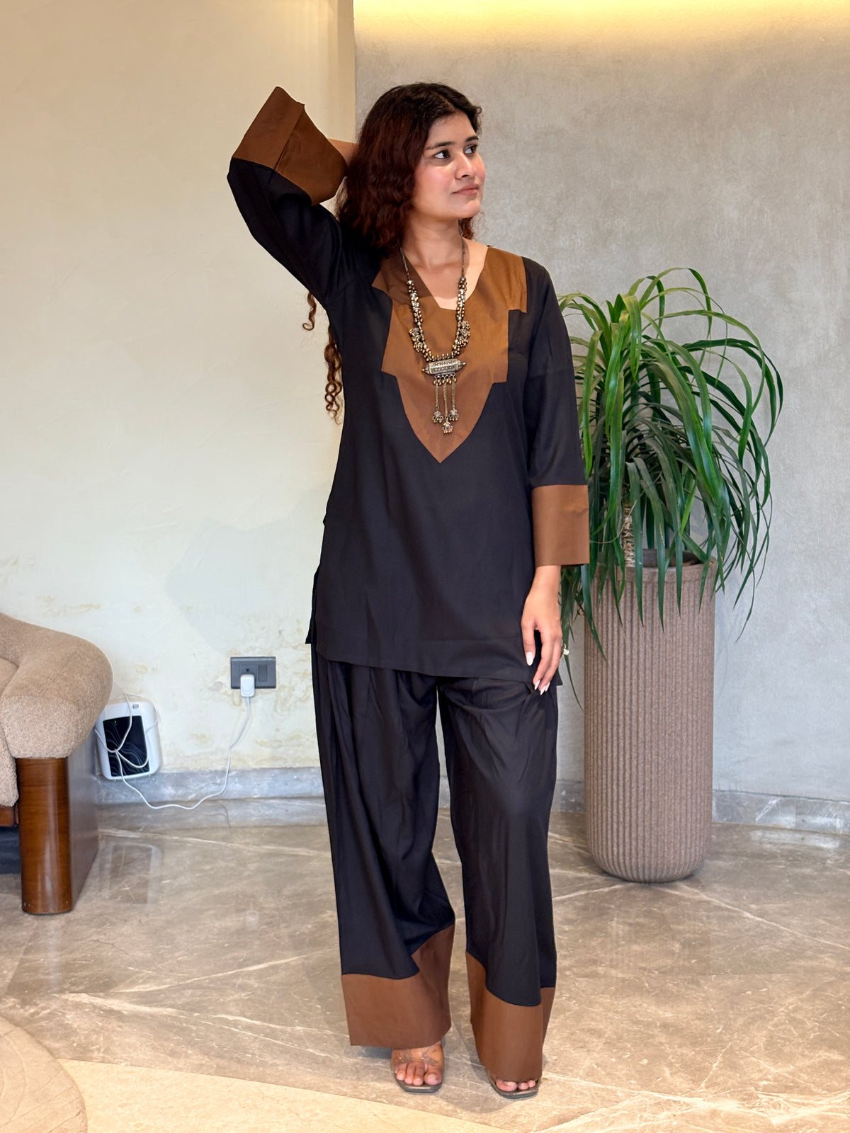 Black Brown Contrast Patch Farshi Set
