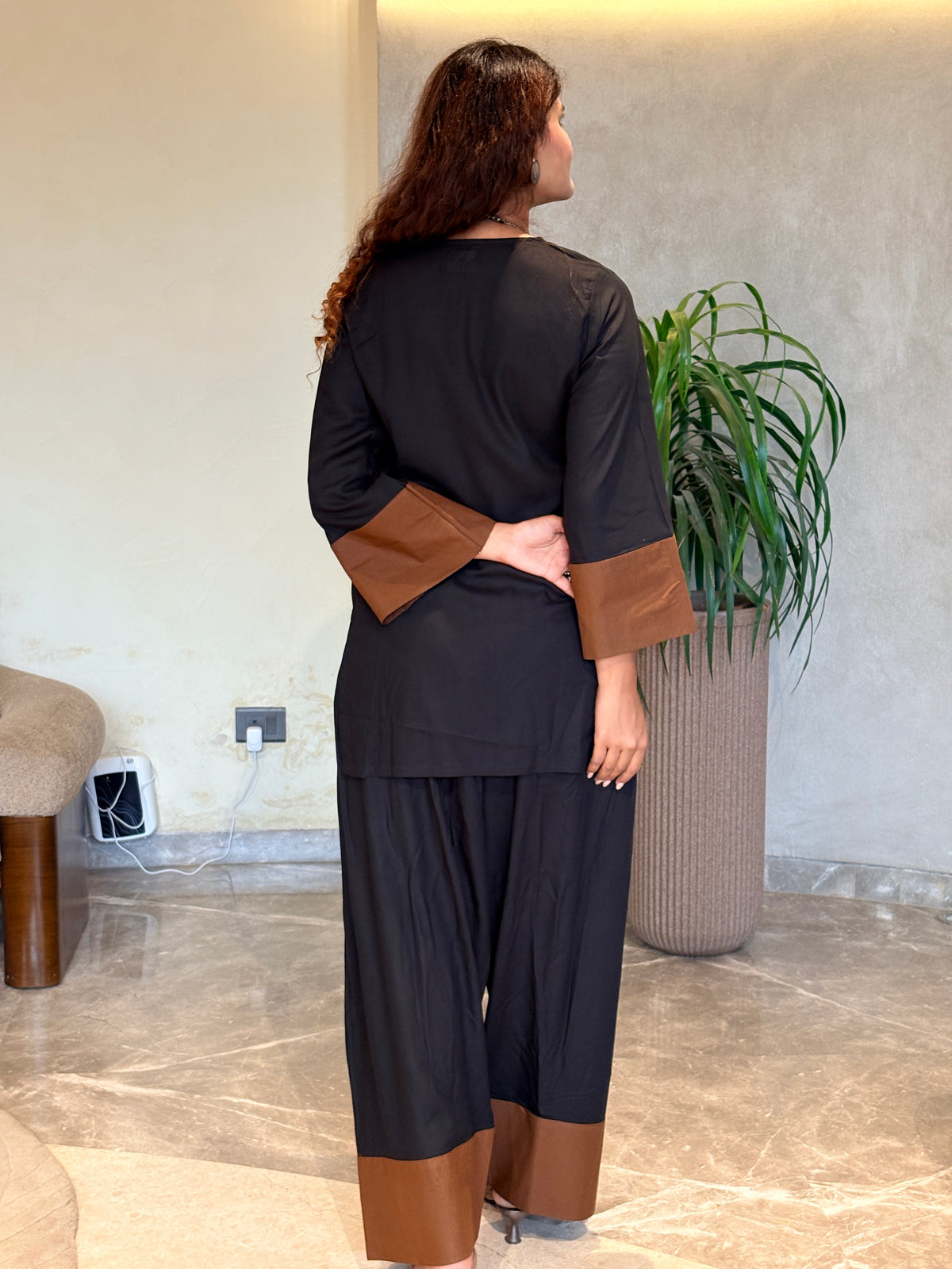 Black Brown Contrast Patch Farshi Set