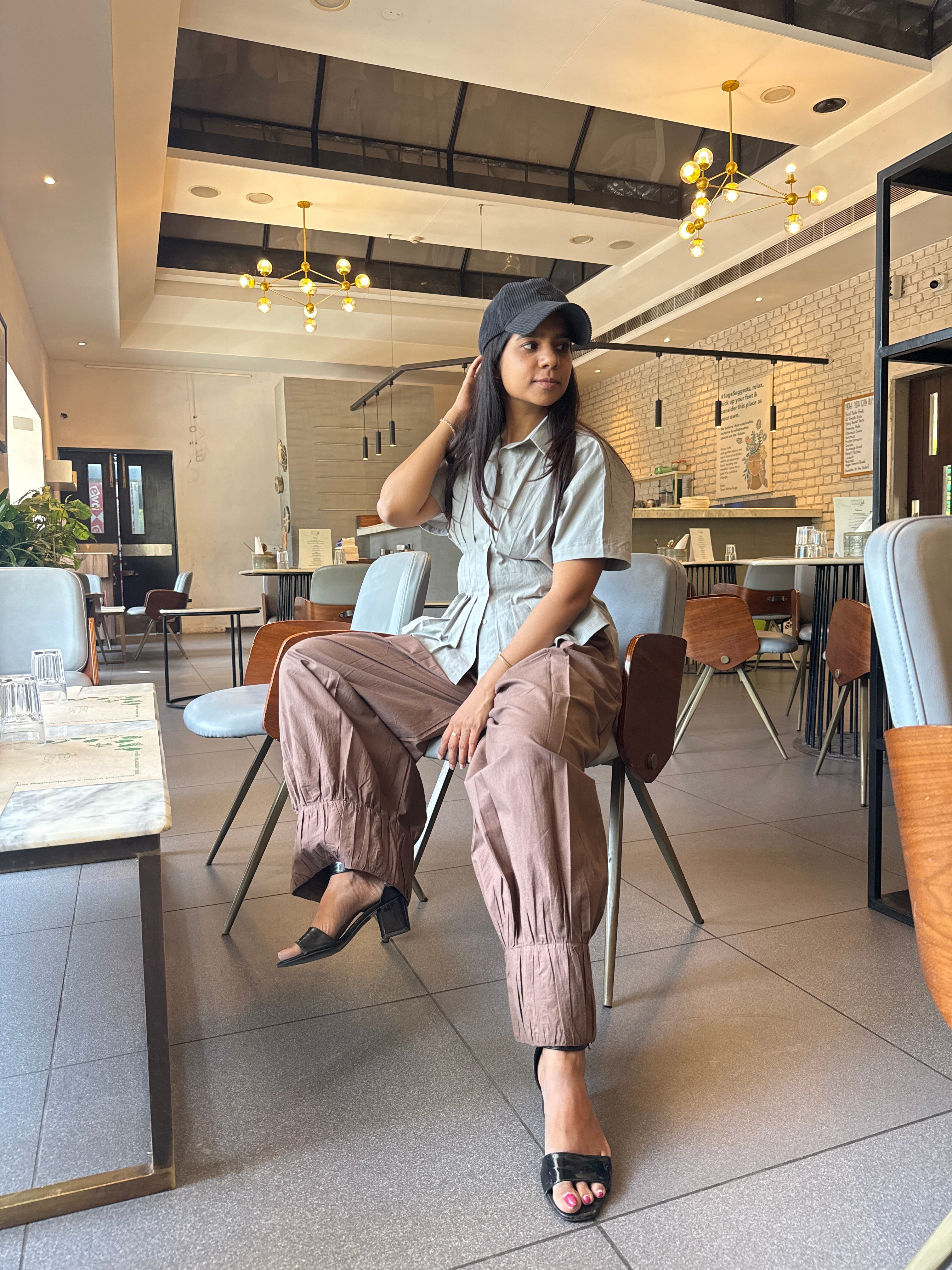 Fitted Shirt & Balloon Pant set - Grey Brown