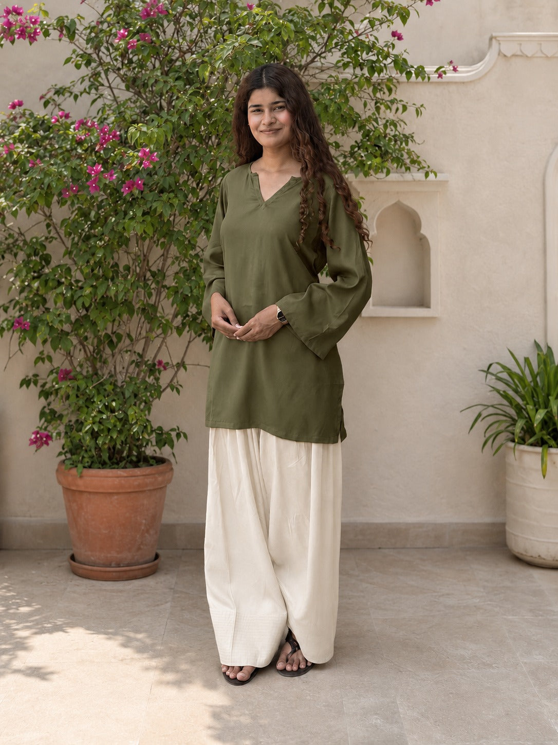 Green off white Rayon contrast Farshi set