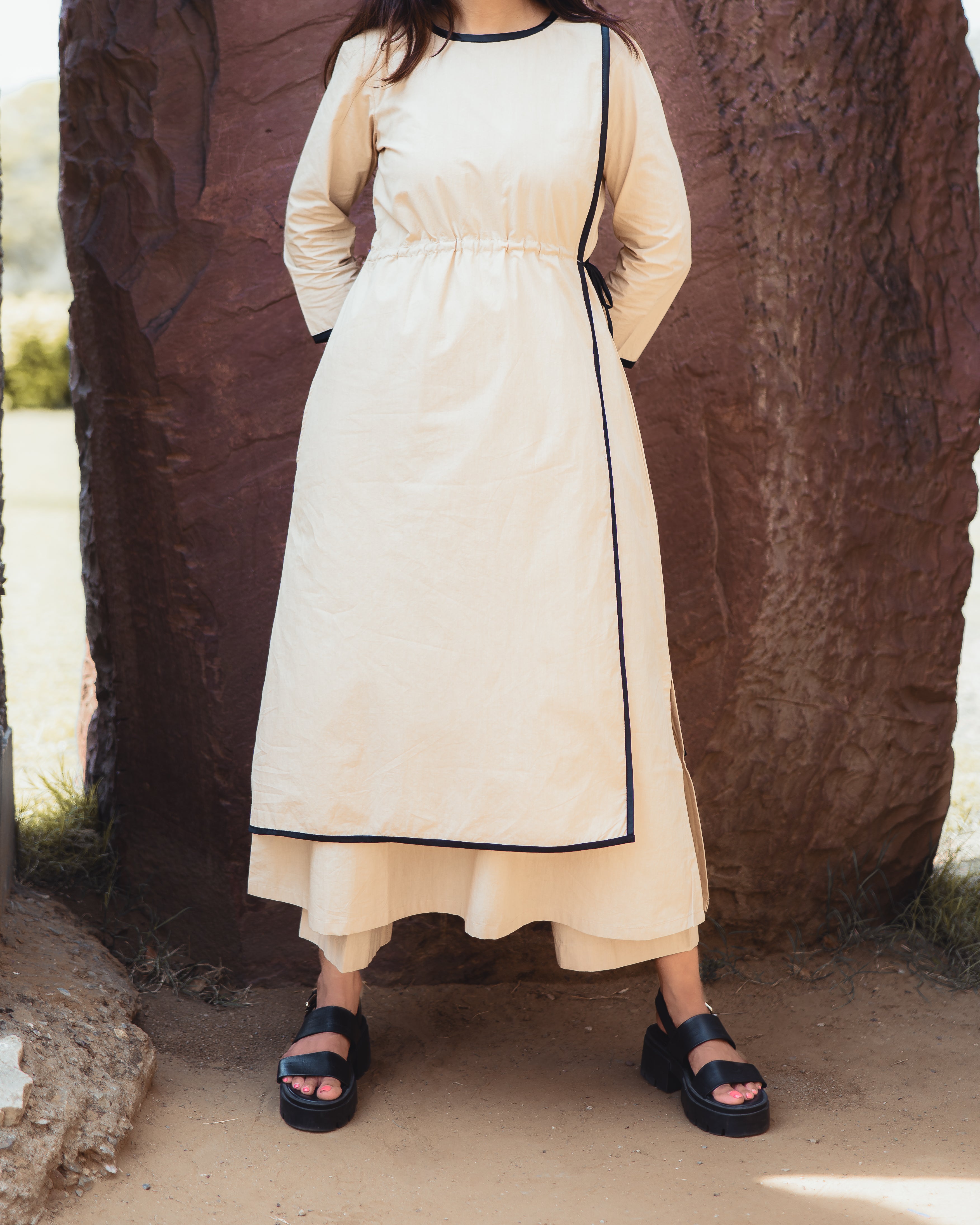 Contrast Piping Beige Set