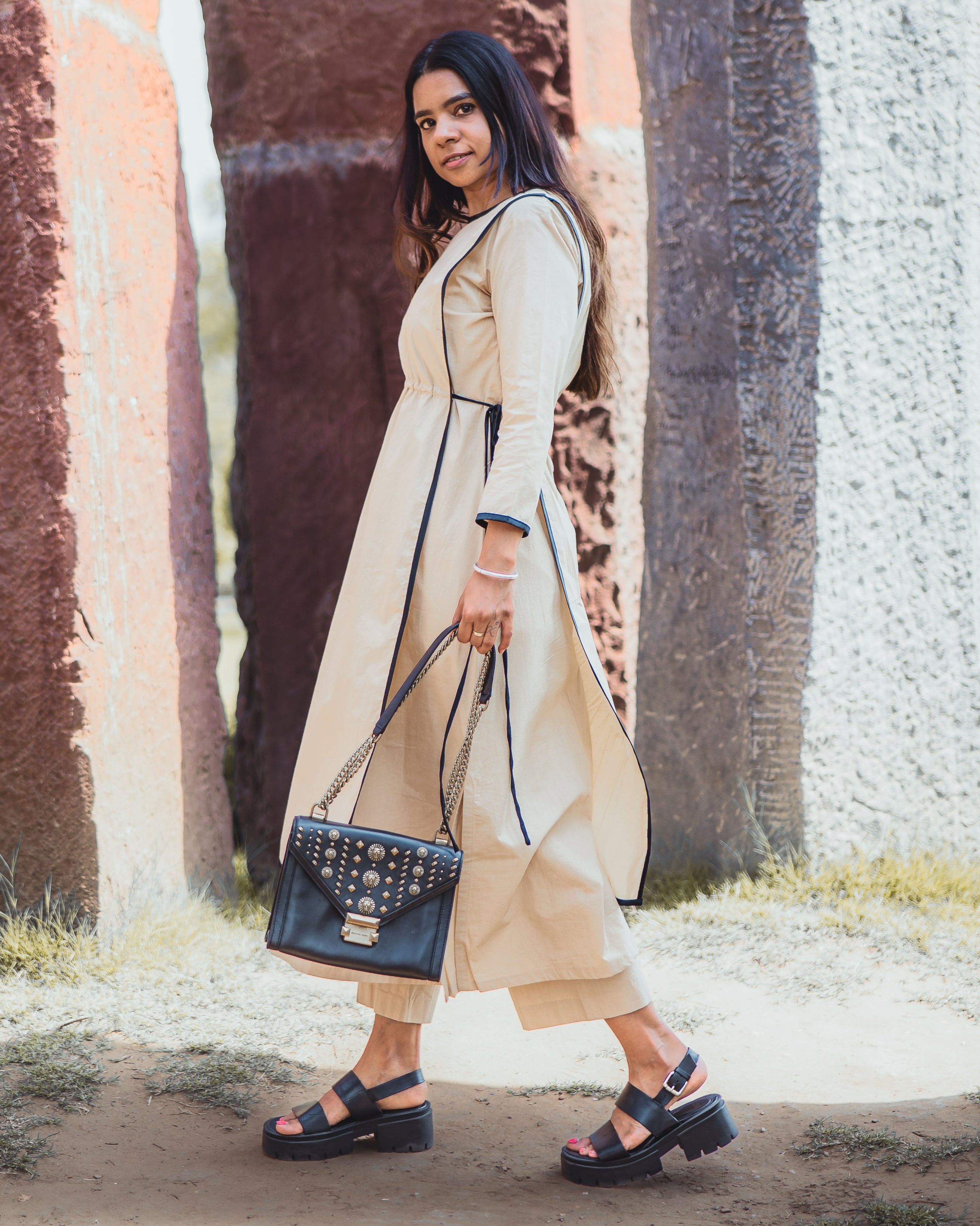 Contrast Piping Beige Set