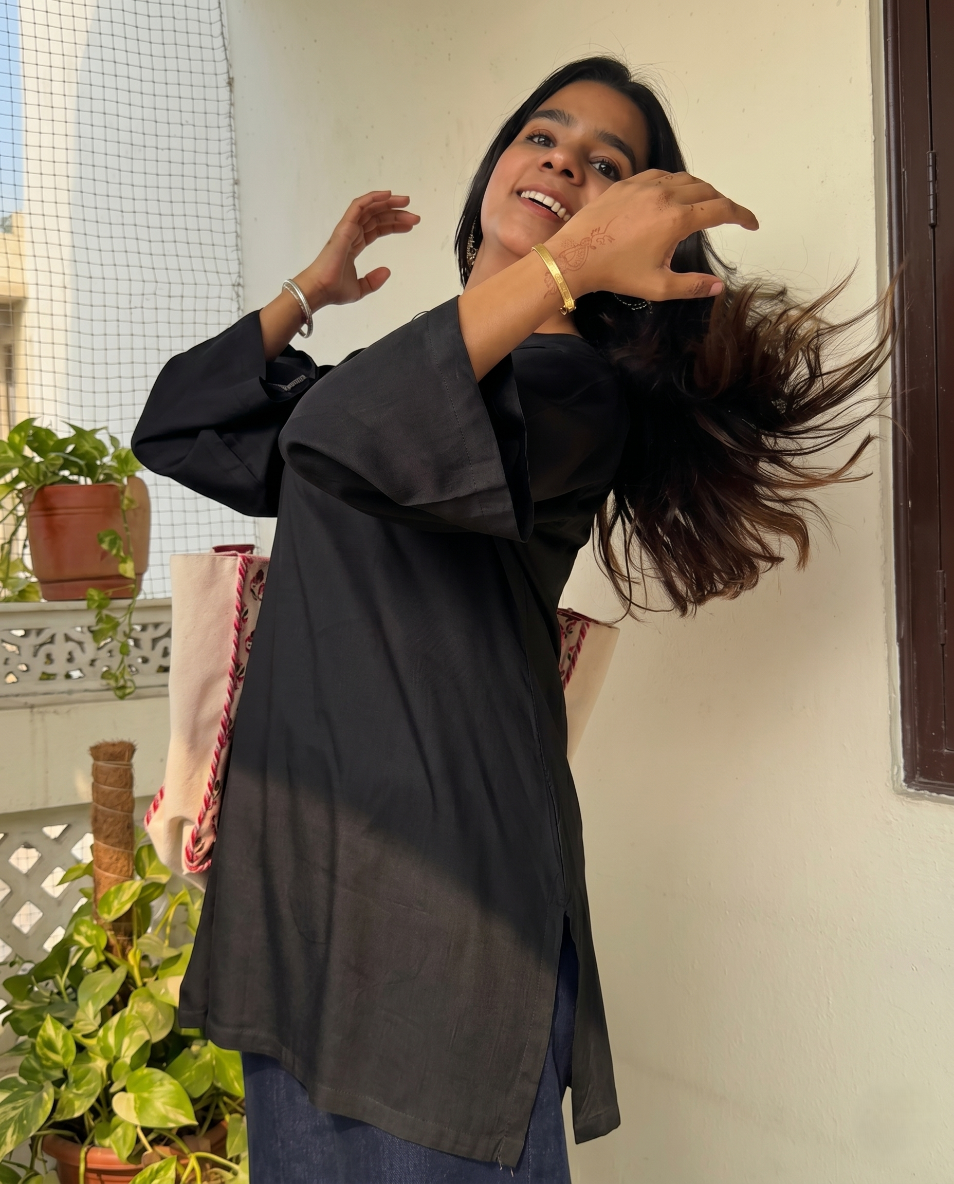 Black Solid Rayon Kurti