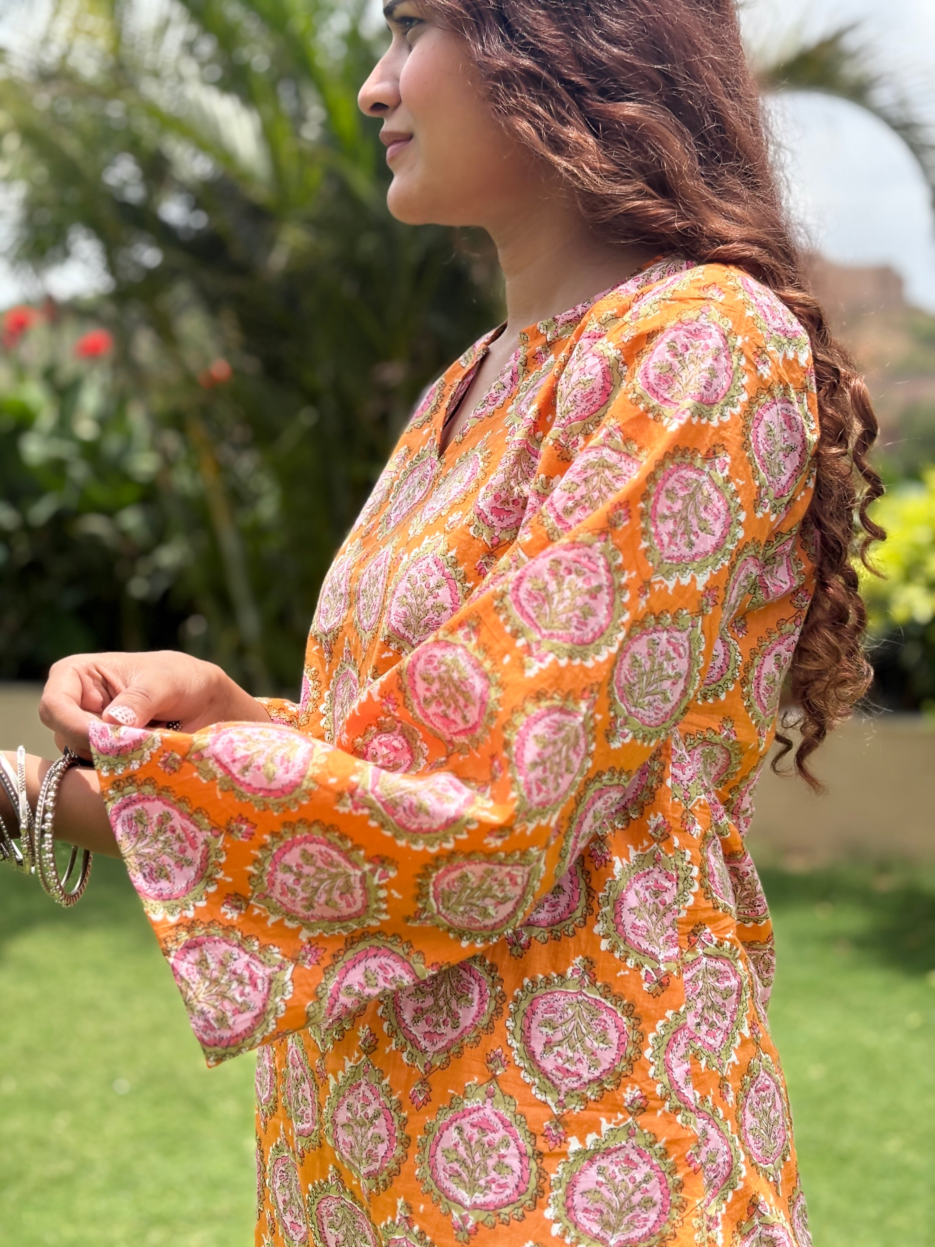 Orange Buta Contrast Farshi set