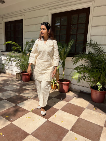 Ivory Gota Set