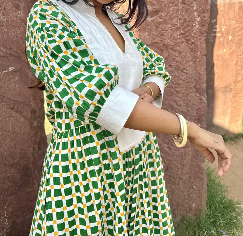 Green White Checkered Matching Couple Set