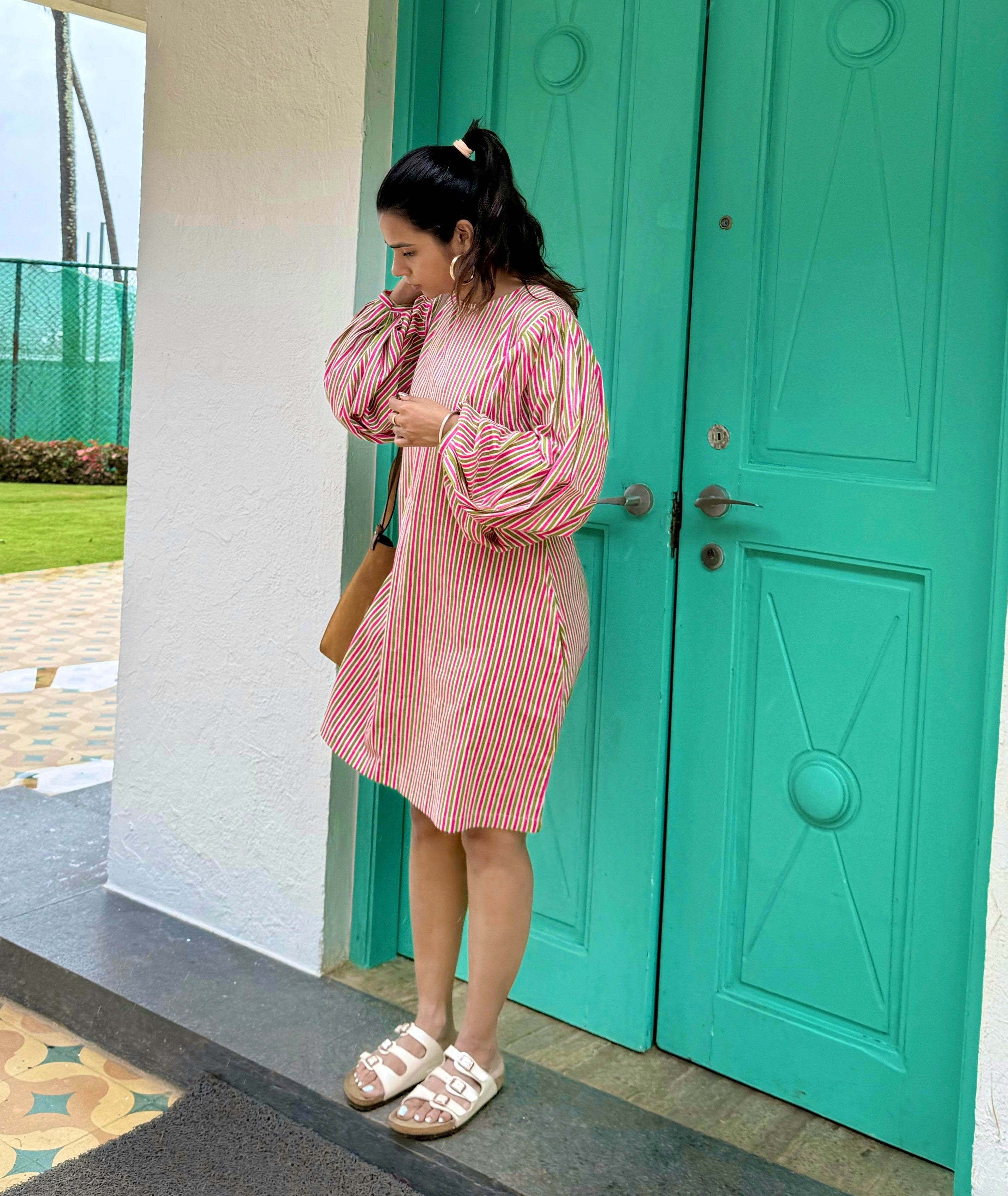 Puff Sleeve Short Dress