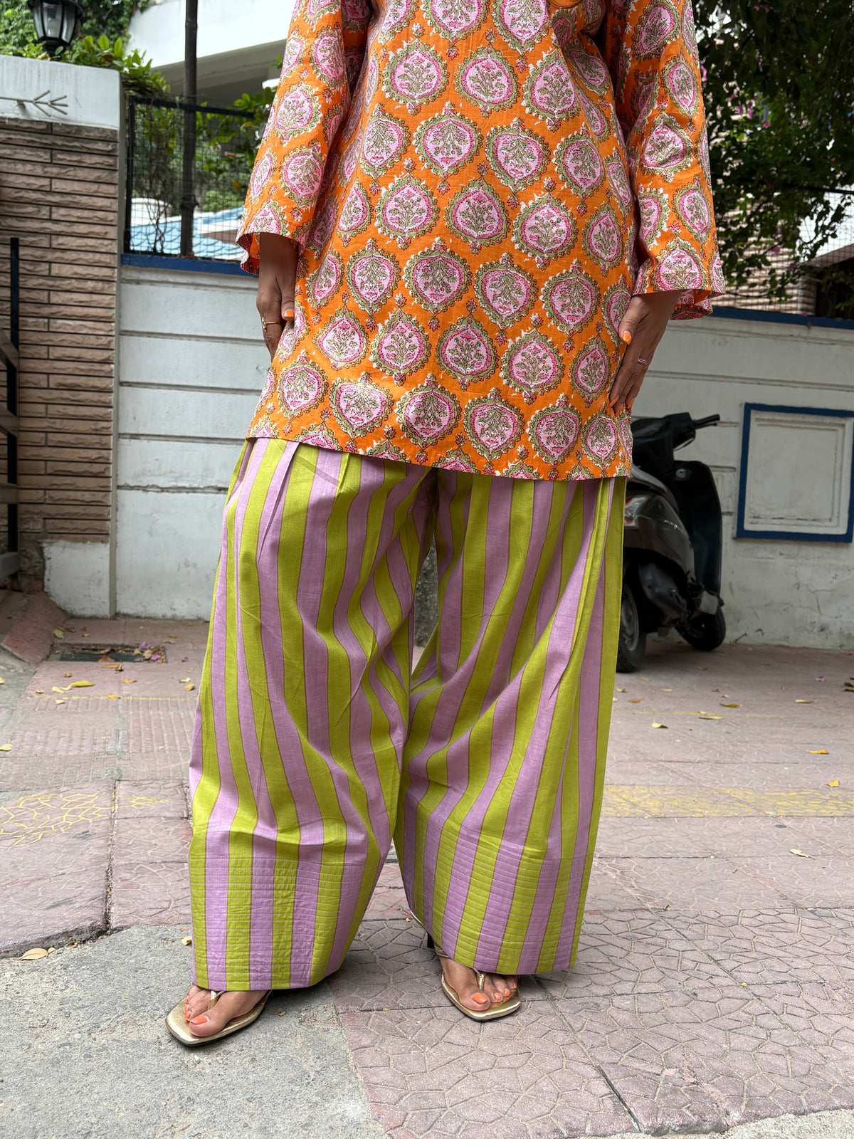 Orange Buta Contrast Farshi set