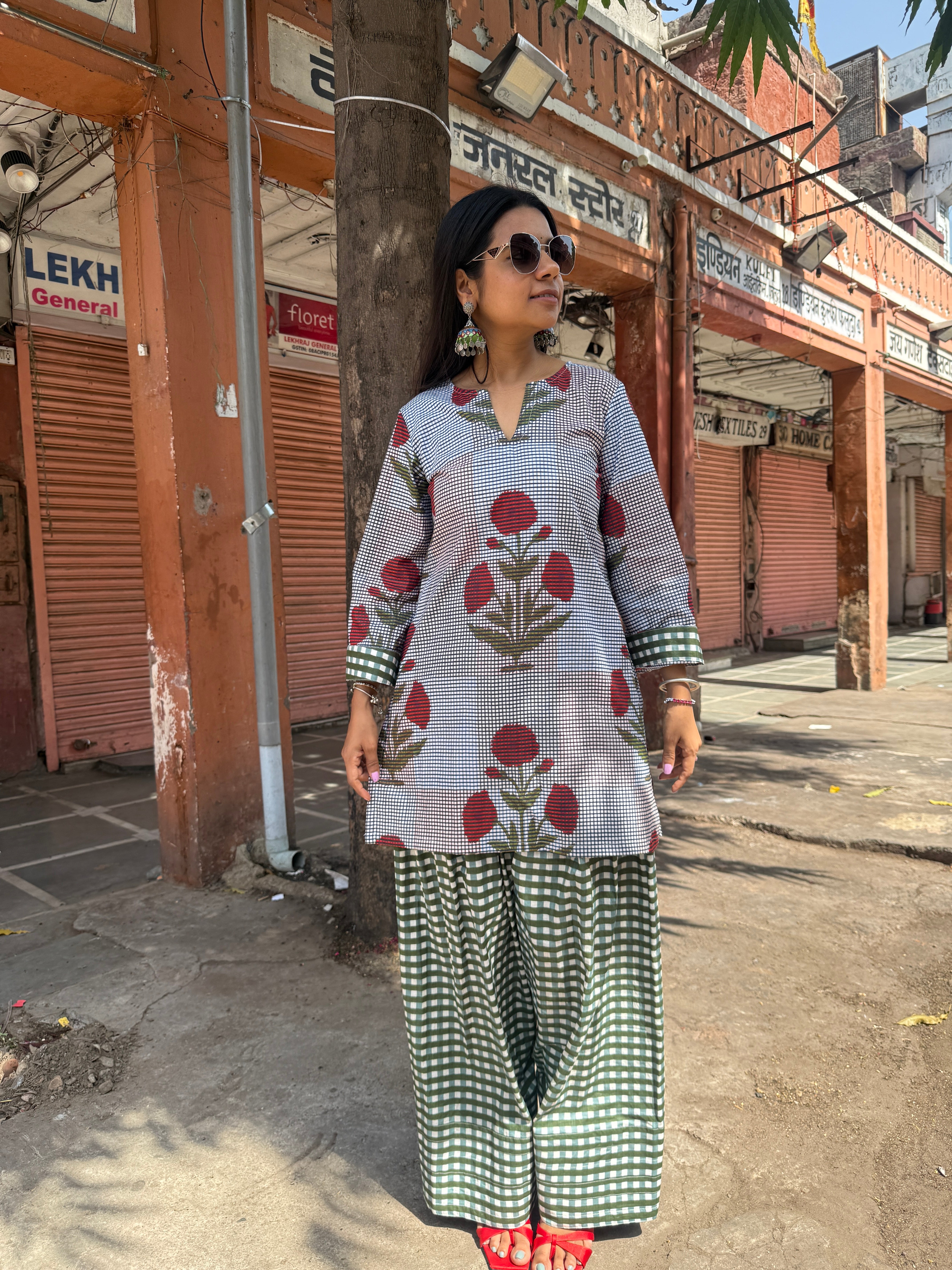 Multicolor Printed Kurti Green Gingham Farshi set