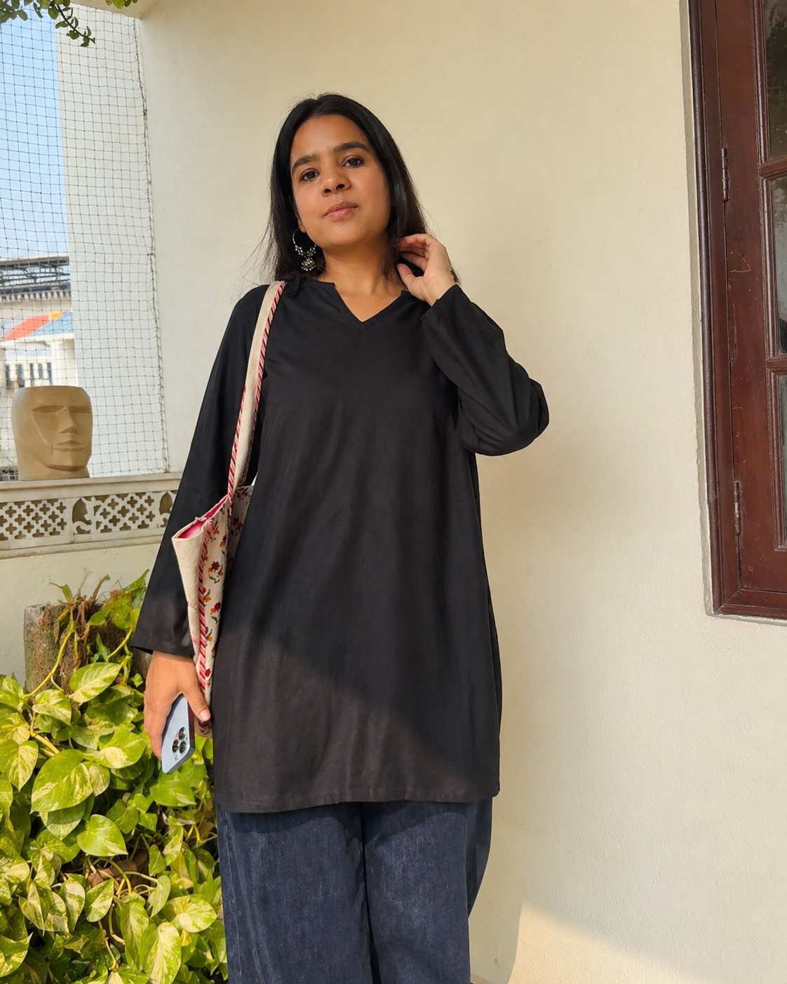 Black Solid Rayon Kurti