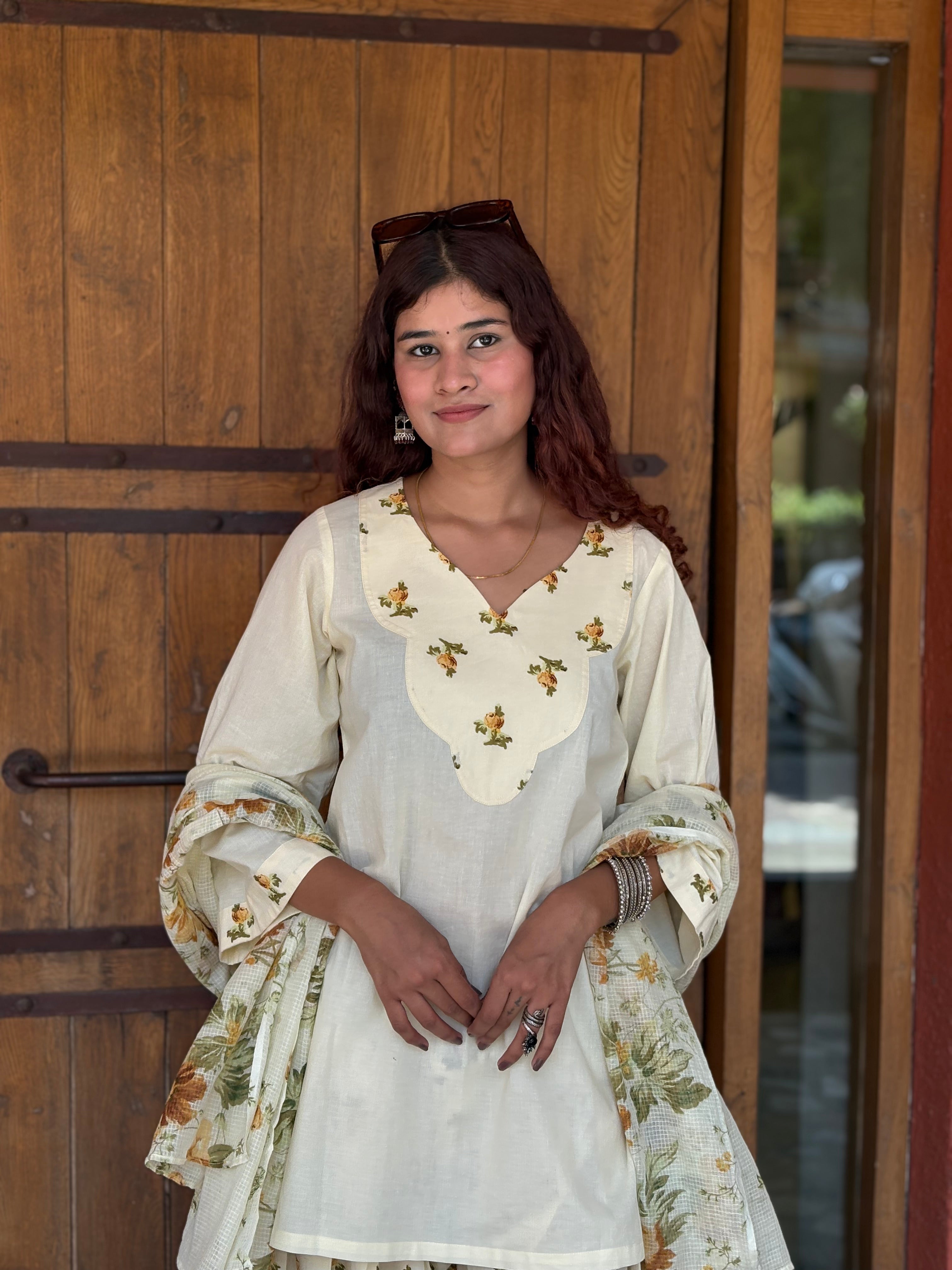Pastel Cream Farshi Set With Dupatta