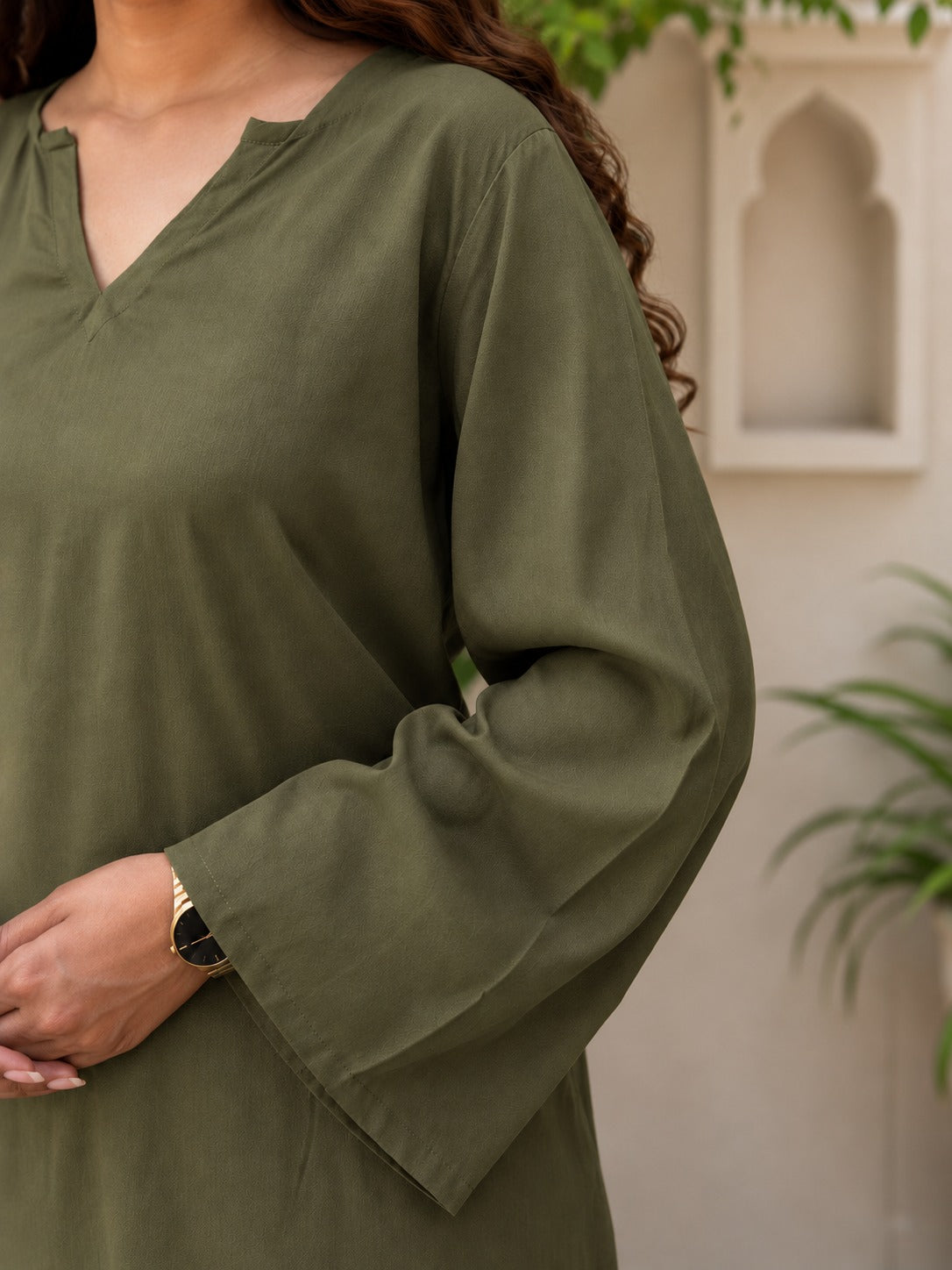 Green off white Rayon contrast Farshi set