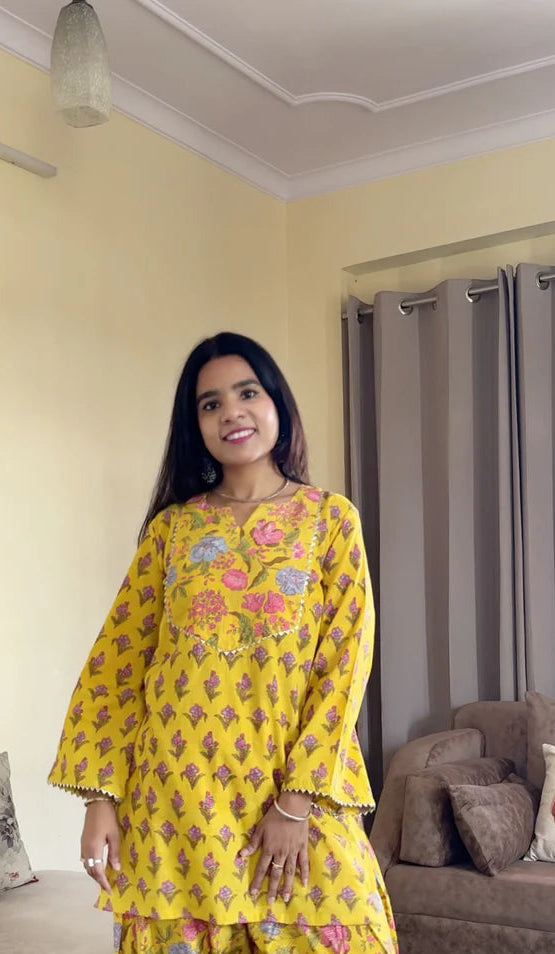 Yellow Everyday Printed Cotton Kurti