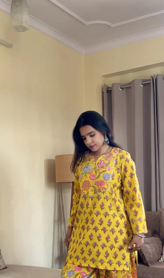 Yellow Everyday Printed Cotton Kurti