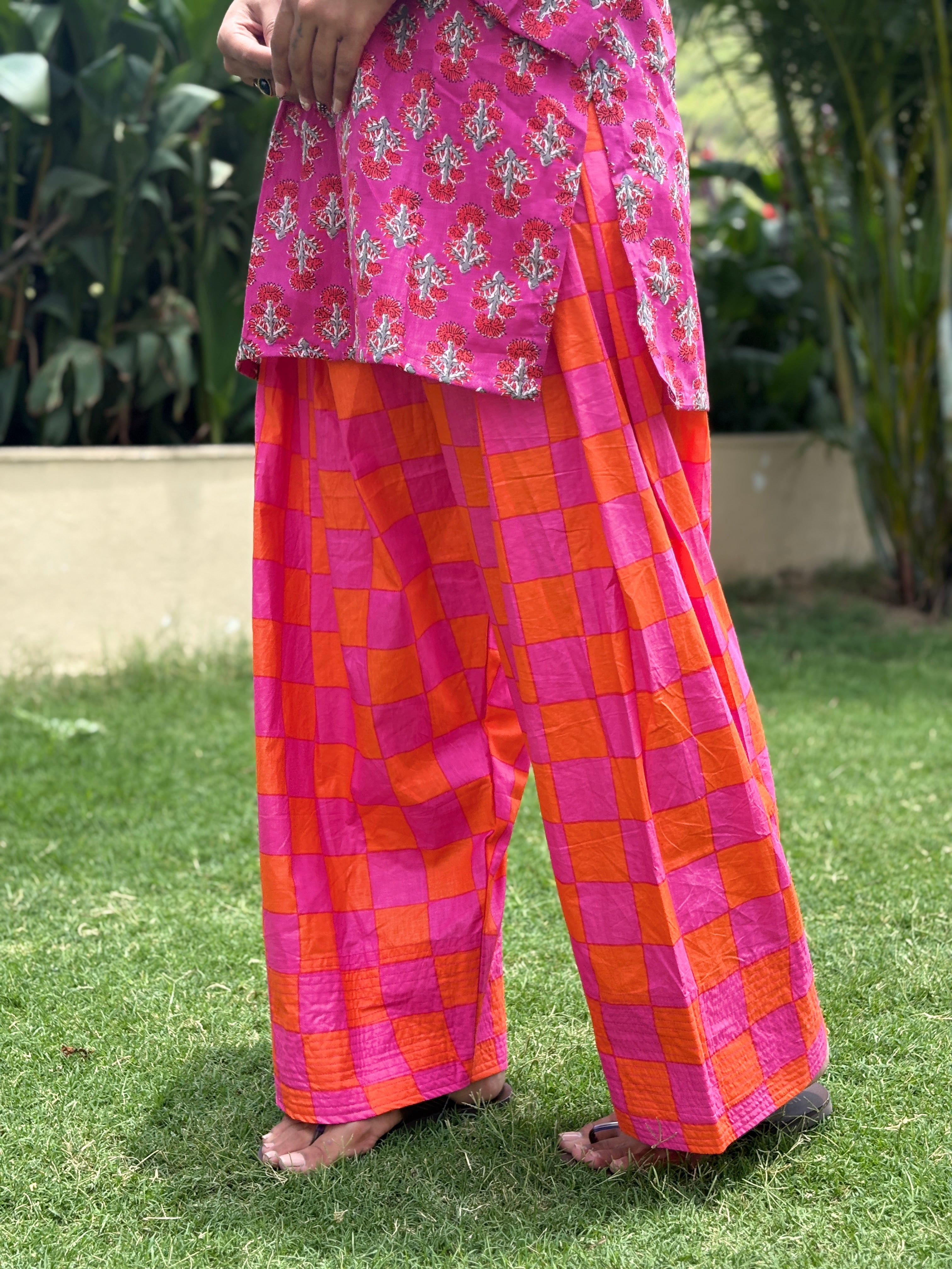 Pink Orange Checks Farshi Set